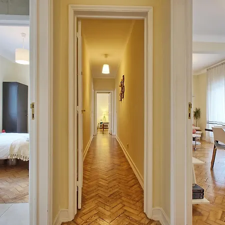 Almirante Floor / Almirante Reis Avenue Appartement *