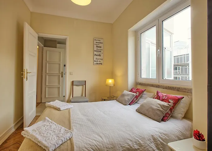 Almirante Floor / Almirante Reis Avenue Apartamento