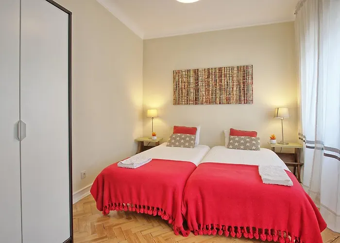 Almirante Floor / Almirante Reis Avenue Apartamento *